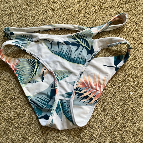 Tobi bikini - Picture 3 of 5